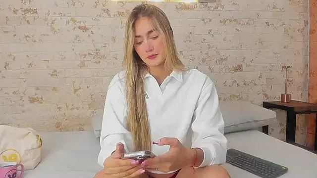 Snapshot of maryy_campbell_ chatting on March 13, 2026, 11:04 am maryy campbell online show from March 13, 2026, 11:04 am