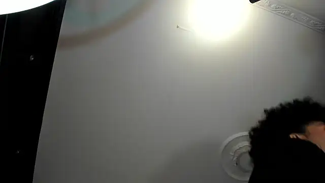 Snapshot of Apotheosis01 chatting on November 5, 2025, 8:50 am Apotheosis01 online show from November 5, 2025, 8:50 am