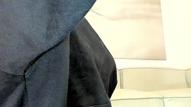 Snapshot of Apotheosis01 chatting on December 15, 2025, 10:43 am Apotheosis01 online show from December 15, 2025, 10:43 am