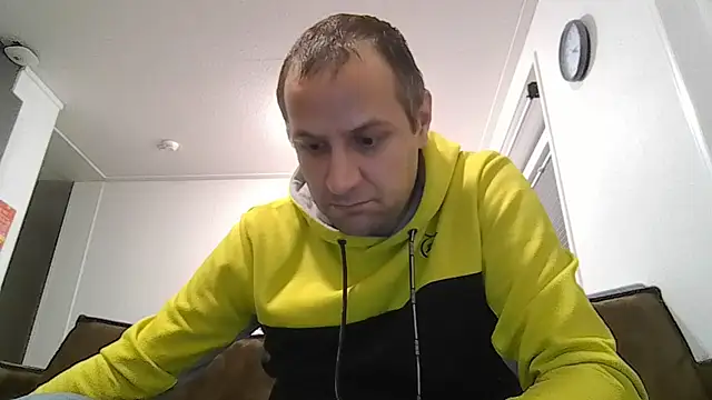 Snapshot of popperspair chatting on September 25, 2025, 1:22 am popperspair online show from September 25, 2025, 1:22 am