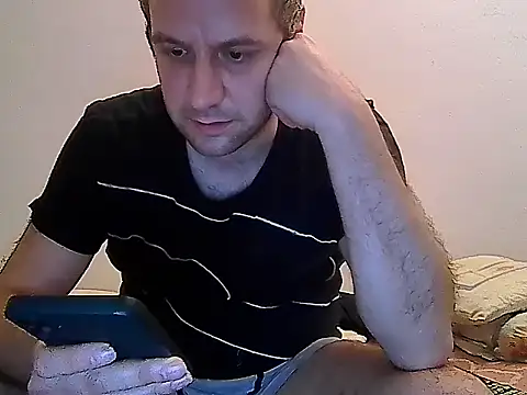 Snapshot of popperspair chatting on February 21, 2026, 12:56 am popperspair online show from February 21, 2026, 12:56 am