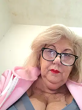 Merilulla online show from November 11, 2025, 2:45 pm