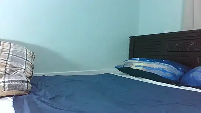 Darkberry online show from February 12, 2026, 8:41 pm