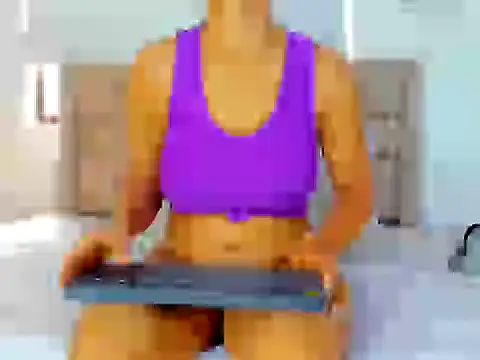 Snapshot of KeryHillson chatting on October 10, 2025, 1:01 pm KeryHillson online show from October 10, 2025, 1:01 pm