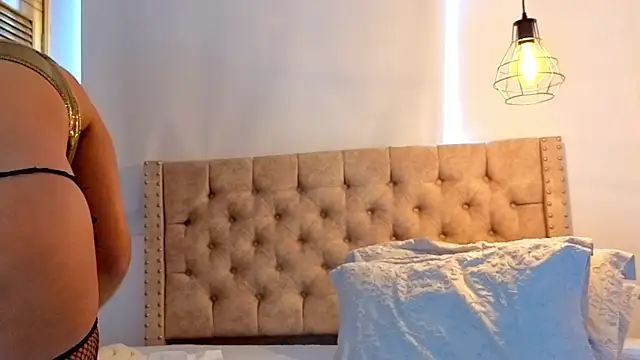 Snapshot of KeryHillson chatting on February 24, 2026, 2:40 pm KeryHillson online show from February 24, 2026, 2:40 pm