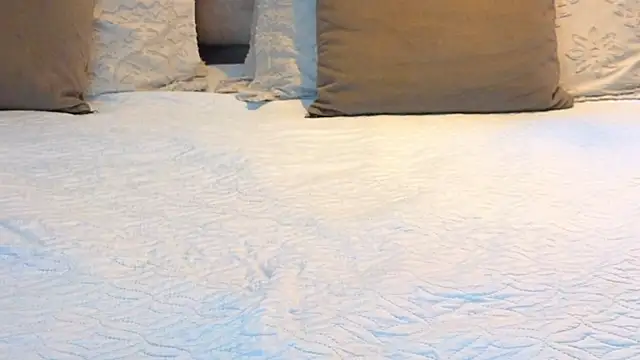 Snapshot of KeryHillson chatting on November 23, 2025, 2:27 pm KeryHillson online show from November 23, 2025, 2:27 pm