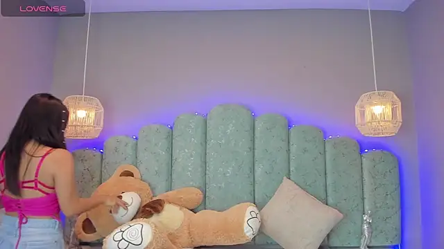 mia slutty  online show from October 21, 2025, 2:38 pm