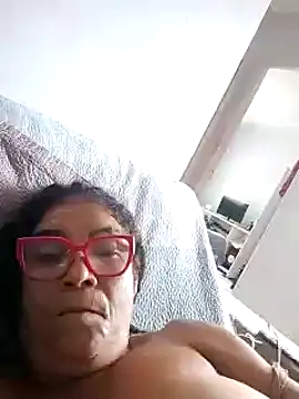 Snapshot of Delicy1 chatting on January 16, 2025, 12:52 pm Delicy1 online show from January 16, 2025, 12:52 pm