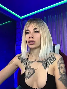 Queen of pain online show from October 3, 2025, 7:21 am