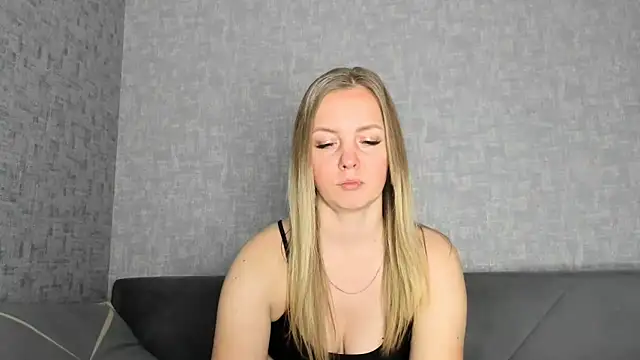 Snapshot of iam_Venus chatting on February 5, 2026, 1:40 pm iam Venus online show from February 5, 2026, 1:40 pm