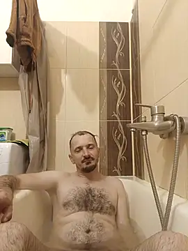 Snapshot of Adriandan1982 chatting on October 5, 2025, 1:02 pm Adriandan1982 online show from October 5, 2025, 1:02 pm