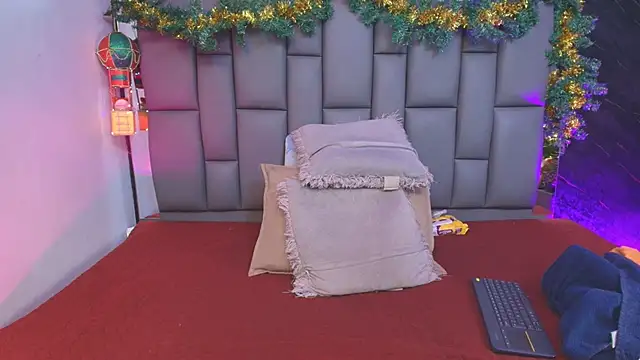  MiaBrown  online show from November 29, 2025, 12:05 pm