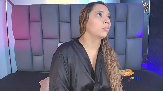  MiaBrown  online show from October 10, 2025, 12:06 pm