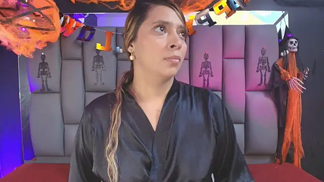  MiaBrown  online show from October 30, 2025, 12:14 pm