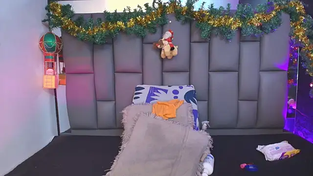  MiaBrown  online show from December 1, 2025, 12:06 pm