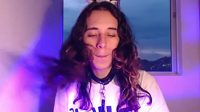 dussan online show from March 7, 2025, 11:27 pm