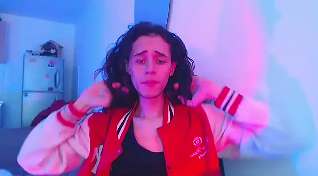 dussan online show from February 18, 2025, 7:41 pm