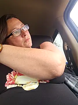 angelbaby1998 online show from March 16, 2026, 7:05 pm