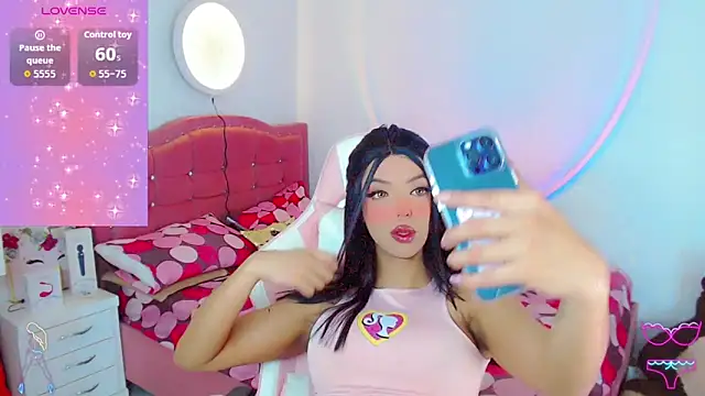 Tanedra collings online show from February 21, 2026, 2:35 am