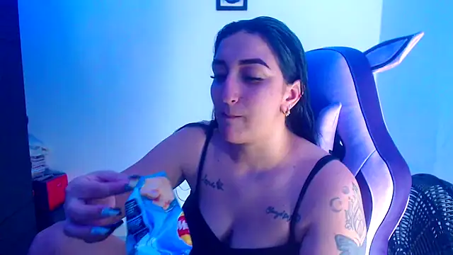 liz dirty online show from October 5, 2025, 10:33 pm