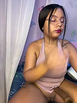 Aleja DANS online show from May 28, 2026, 3:07 pm