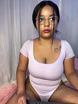 Aleja DANS online show from July 15, 2026, 7:37 am