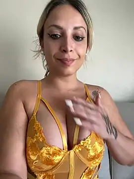 Cute Anissa online show from May 27, 2026, 1:51 pm