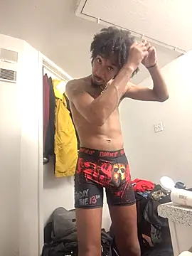 Z3US UP 1 online show from February 10, 2026, 3:05 am