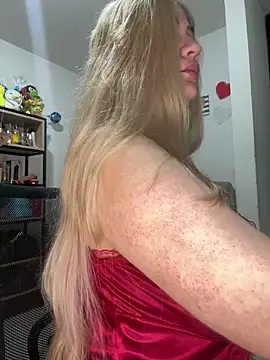 Celestedubois online show from June 13, 2026, 3:26 am