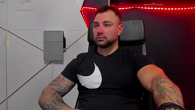 Snapshot of DuncanStone chatting on February 9, 2026, 5:16 am DuncanStone online show from February 9, 2026, 5:16 am