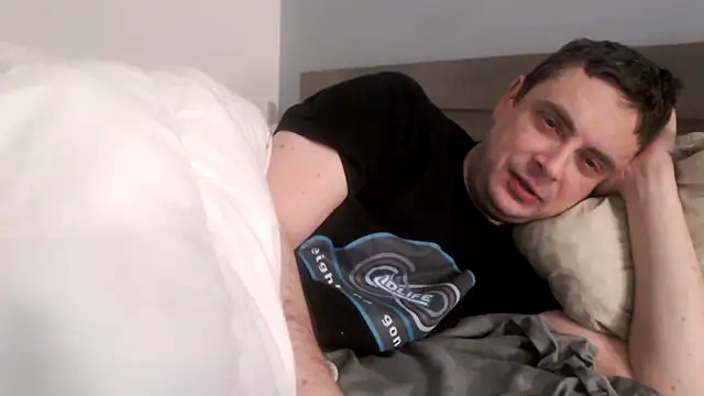 Snapshot of freddy0222222 chatting on February 10, 2026, 10:42 pm freddy0222222 online show from February 10, 2026, 10:42 pm