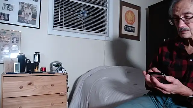 hottottrot691 online show from January 9, 2026, 1:12 am