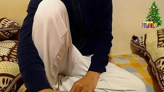 Alexdelarge323 online show from December 3, 2025, 10:58 am