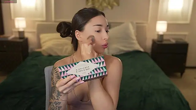 Snapshot of Jasmine_Flow chatting on February 21, 2026, 8:27 am Jasmine Flow online show from February 21, 2026, 8:27 am