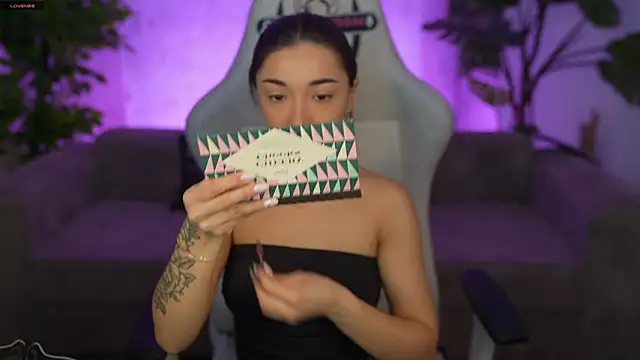 Jasmine Flow online show from March 16, 2026, 8:07 am