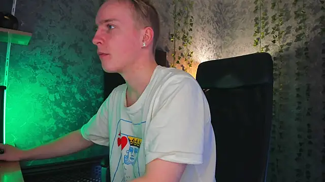 AlexxSweet online show from November 15, 2025, 6:50 am