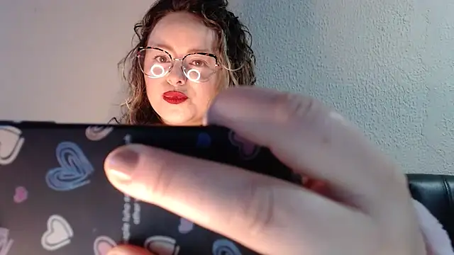 Snapshot of Aniha_ chatting on February 9, 2026, 6:50 pm Aniha online show from February 9, 2026, 6:50 pm