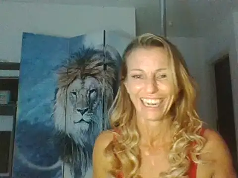 Strip-Nomy online show from October 22, 2025, 2:55 am