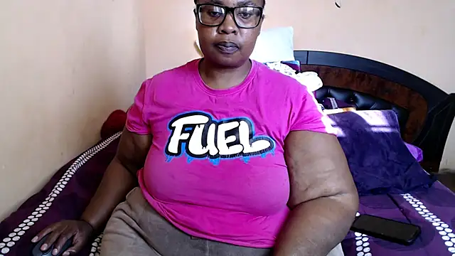 ZOQULUx online show from March 28, 2026, 2:51 pm