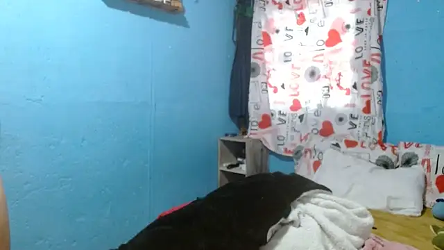 Snapshot of clarisse69 chatting on February 13, 2025, 7:21 pm clarisse69 online show from February 13, 2025, 7:21 pm