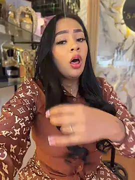 Luisa Fernandaa online show from July 23, 2026, 10:17 pm