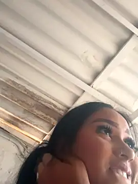 Snapshot of Luisa_Fernandaa chatting on September 19, 2025, 10:14 pm Luisa Fernandaa online show from September 19, 2025, 10:14 pm