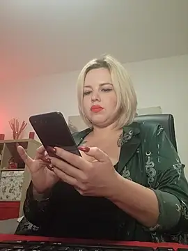 Snapshot of Ladykaos chatting on January 27, 2025, 4:33 pm Ladykaos online show from January 27, 2025, 4:33 pm