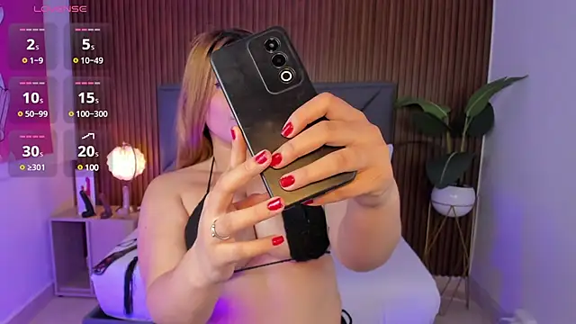 Snapshot of valeria_acosta_ chatting on March 14, 2025, 12:18 pm valeria acosta online show from March 14, 2025, 12:18 pm