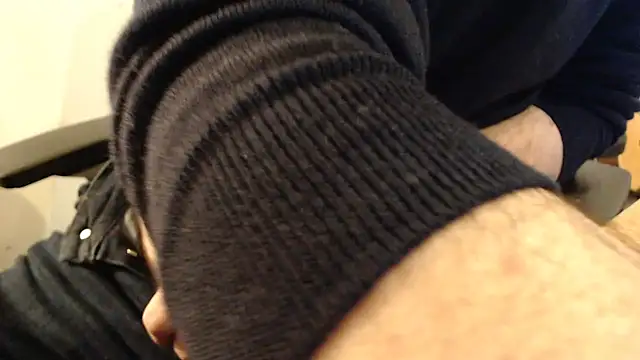 3lr0nde online show from February 6, 2025, 10:25 am