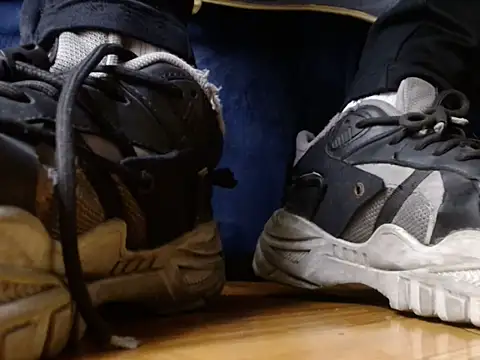 Snapshot of alphaswitchard chatting on February 28, 2026, 10:09 pm alphaswitchard online show from February 28, 2026, 10:09 pm