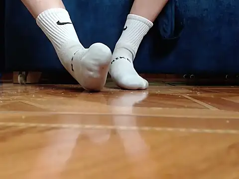 Snapshot of alphaswitchard chatting on February 19, 2026, 8:39 pm alphaswitchard online show from February 19, 2026, 8:39 pm