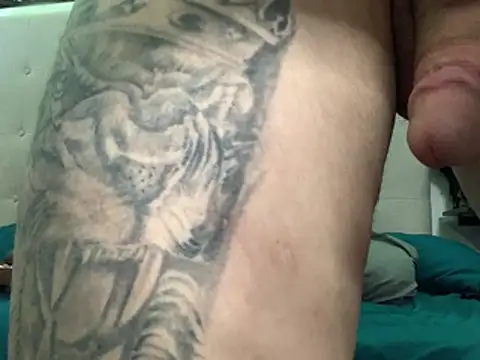 TheGAPEgatsby92 online show from April 15, 2026, 7:58 am