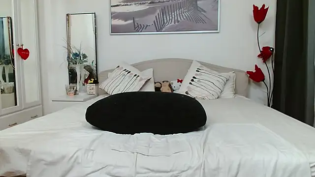 Snapshot of YulliaMilf chatting on April 2, 2026, 8:48 pm YulliaMilf online show from April 2, 2026, 8:48 pm