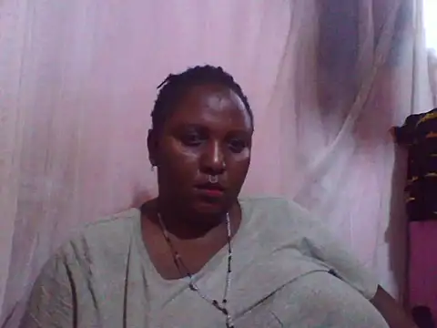 Snapshot of big_clits chatting on October 9, 2025, 2:39 pm big clits online show from October 9, 2025, 2:39 pm